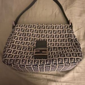 Fendi BAGUETTE CLOTH HANDBAG